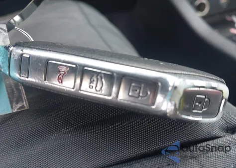 2022 Kia K5 Gt-Line z USA, uszkodzony, nr VIN 5XXG64J28NG112829